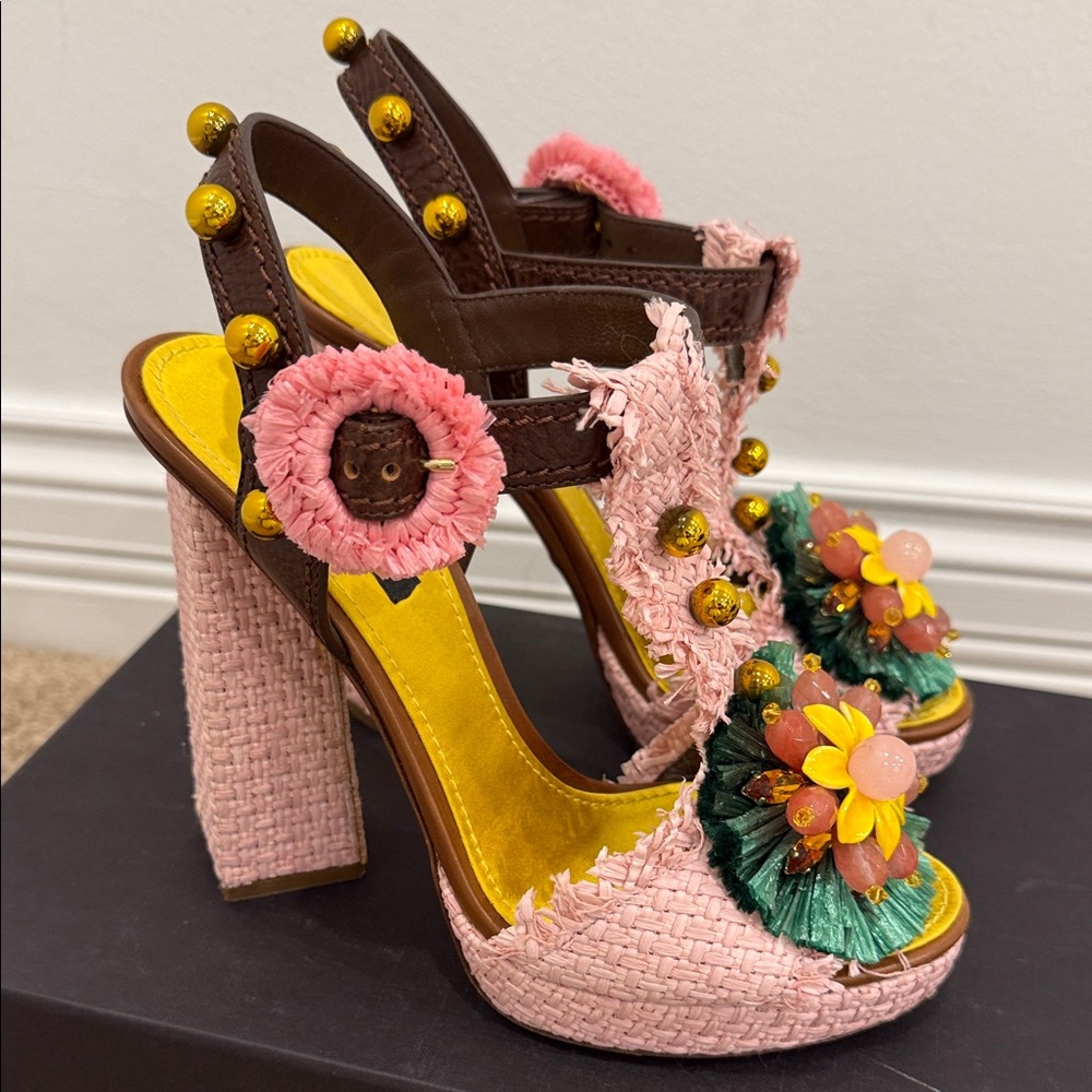 Dolce & Gabbana Raffia Floral Embellished Platform Sandals 37 Sicily Style